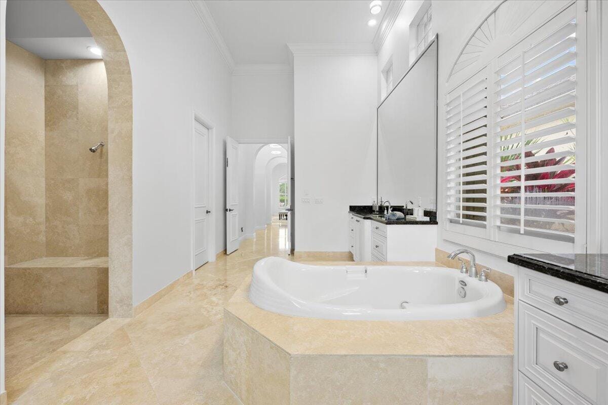 10770 Versailles Boulevard, Wellington, FL 33449 photo 24