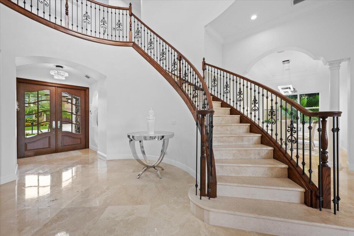 10770 Versailles Boulevard, Wellington, FL 33449 photo 5