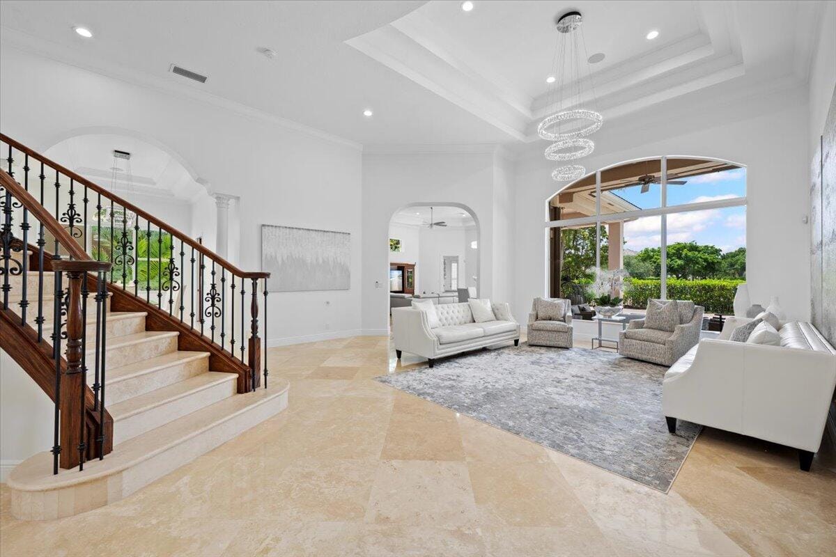 10770 Versailles Boulevard, Wellington, FL 33449 photo 6