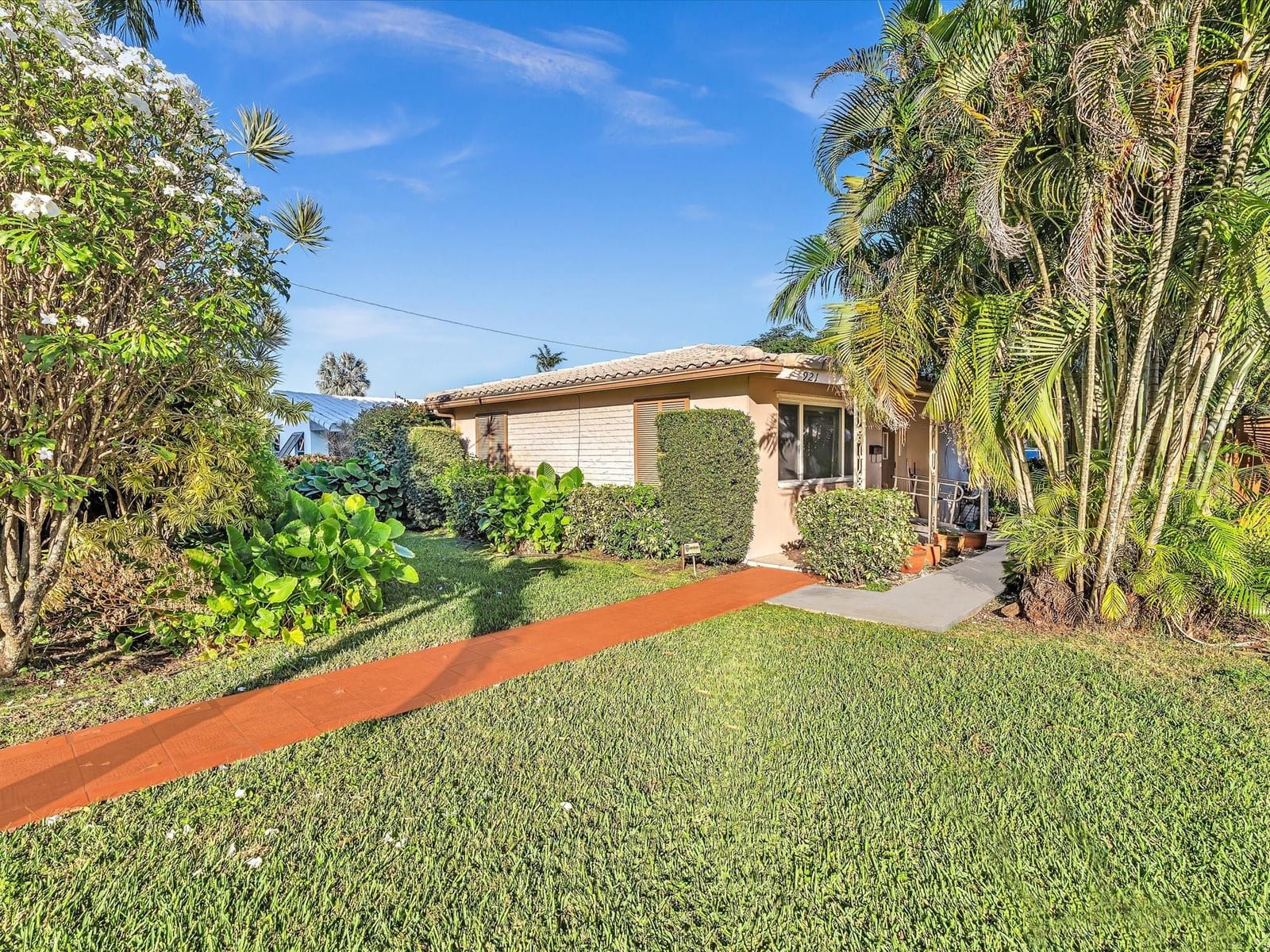 921 N 32 Avenue, Hollywood, FL 33021