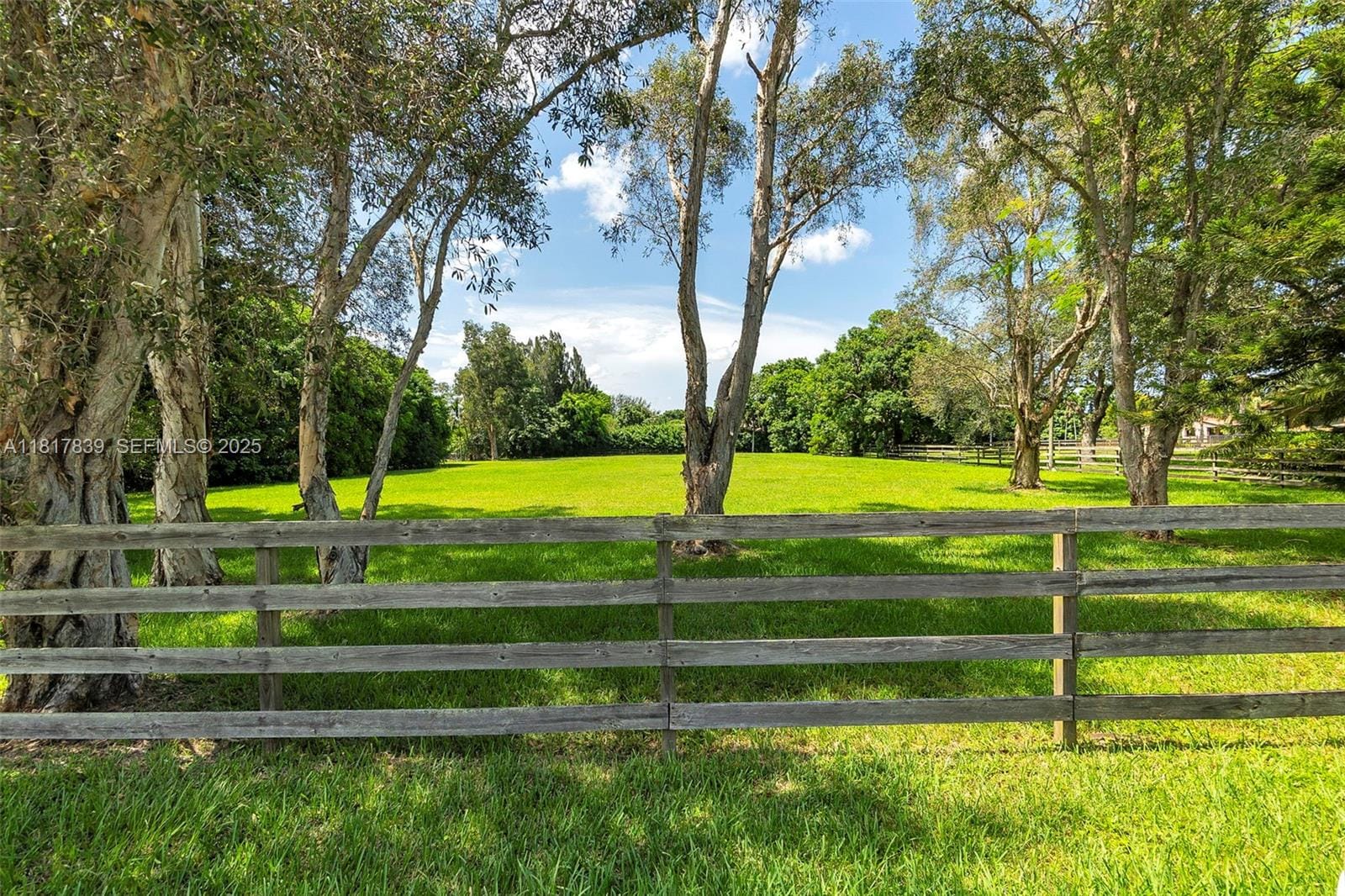 11319 NW 4th Street, Plantation, FL 33325