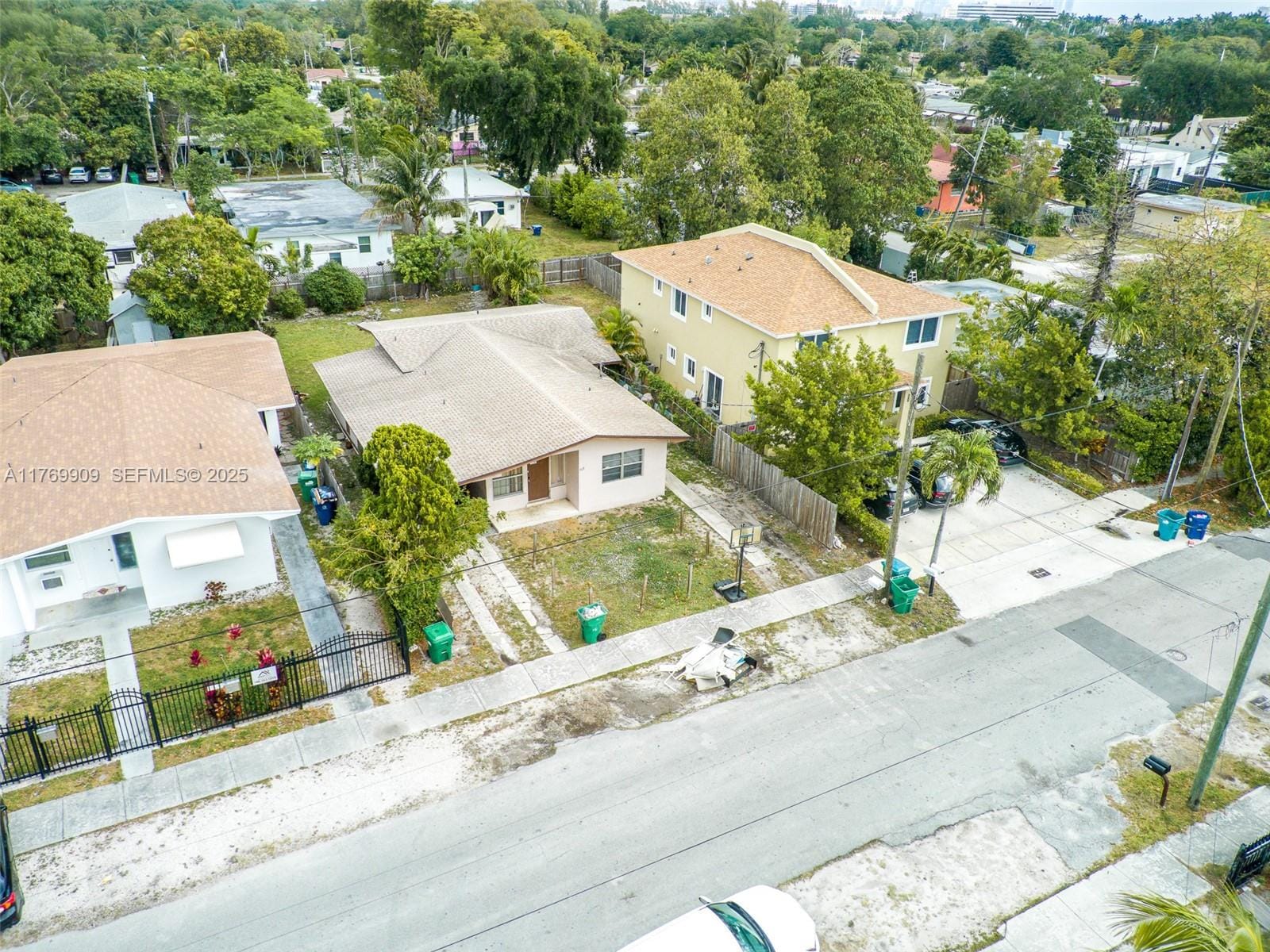 1167 NE 111th Street, Miami, FL 33161 photo 3