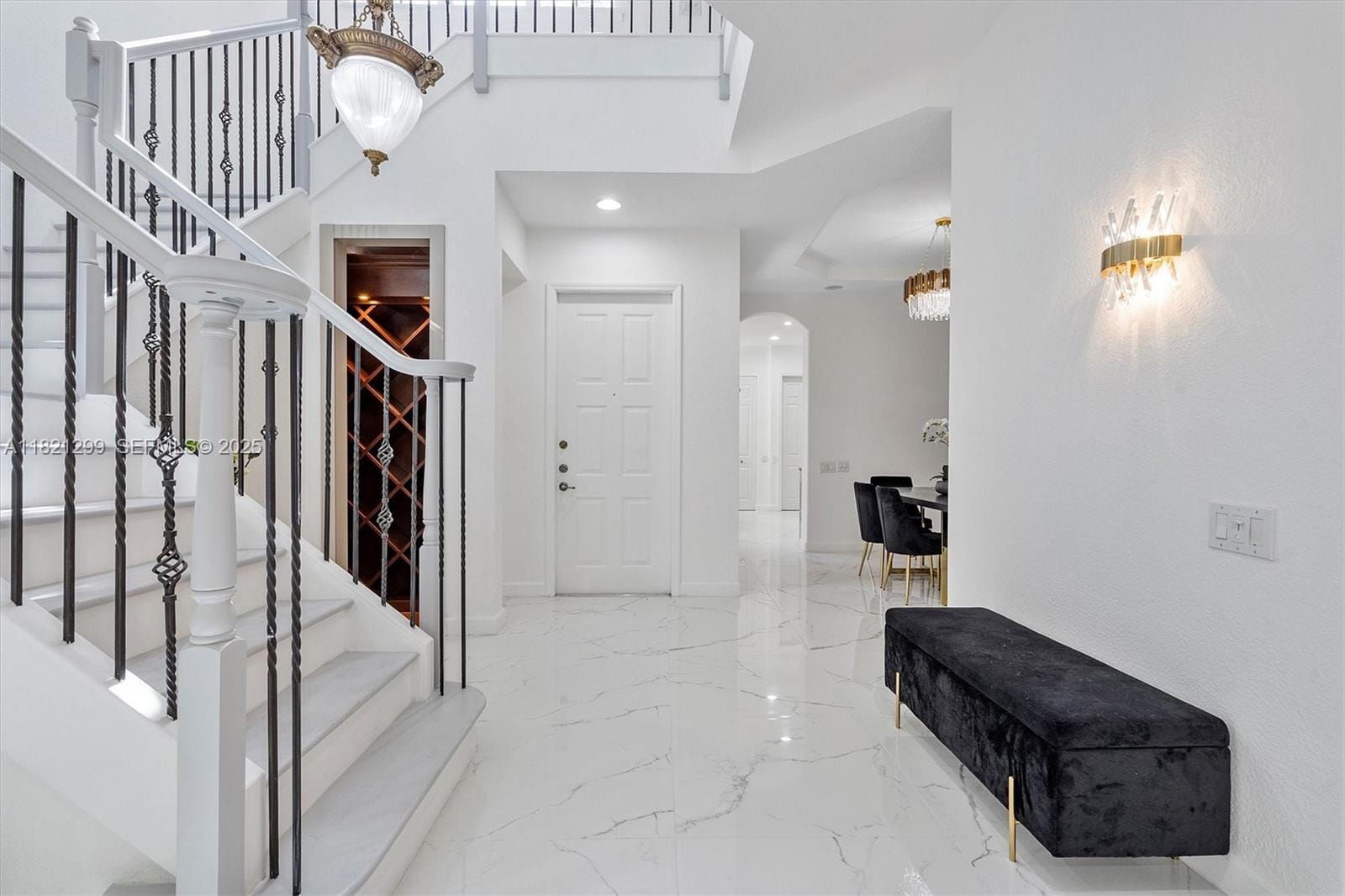 1382 Harbor View W — photo 4
