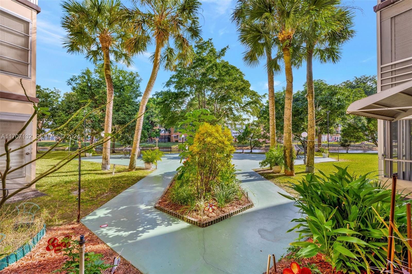 2900 NW 47th Terrace 310A, Lauderdale Lakes, FL 33313 photo 29