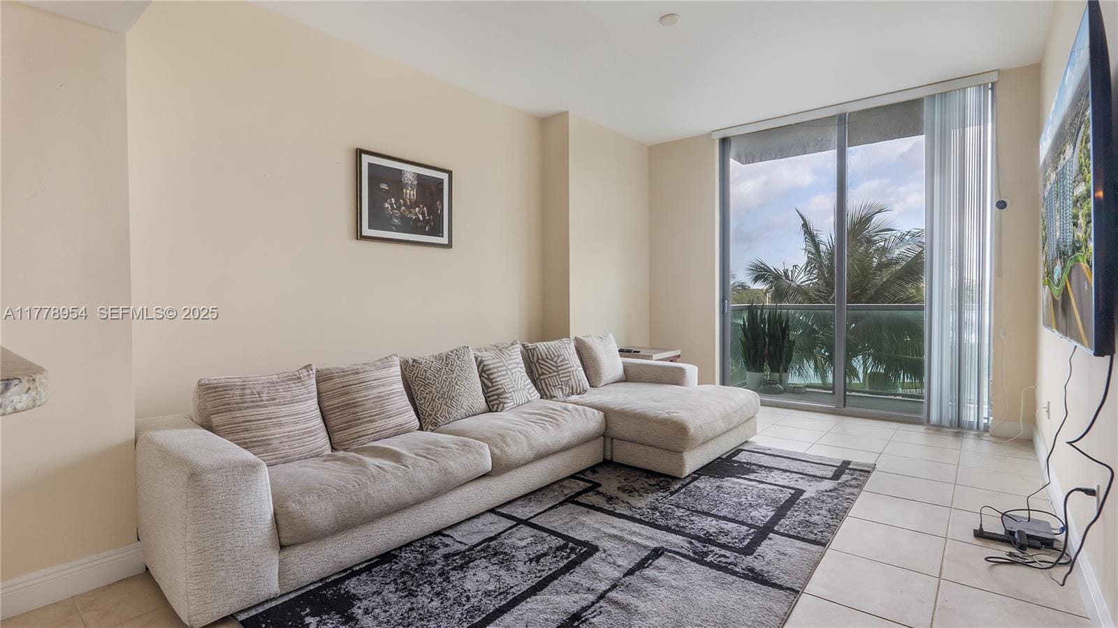 2681 N Flamingo Road 306S, Sunrise, FL 33323 photo 9