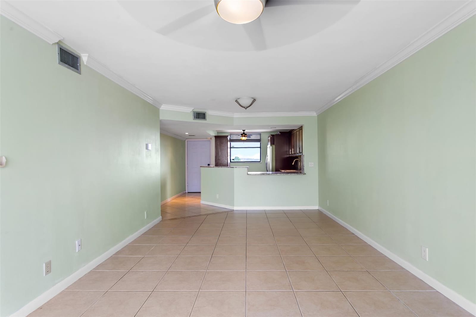 115 Lake Emerald Drive 307, Oakland Park, FL 33309 photo 8