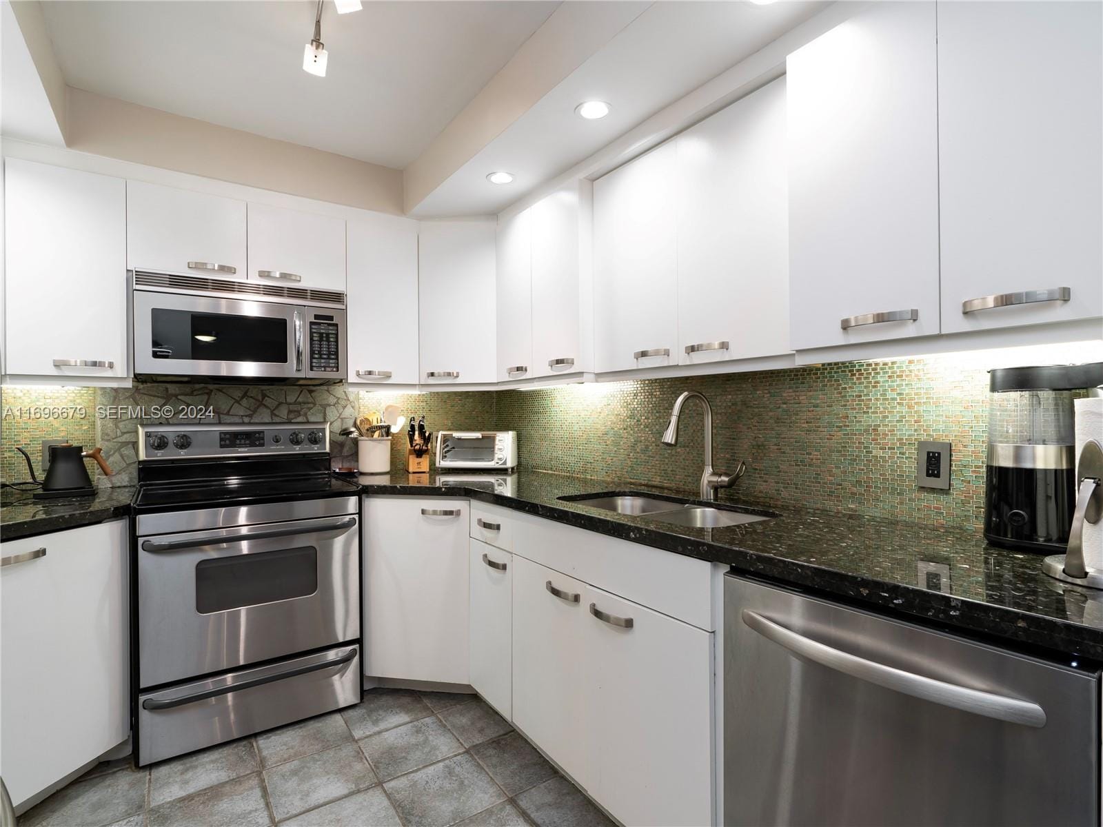11 Island Avenue 1007, Miami Beach, FL 33139 photo 7