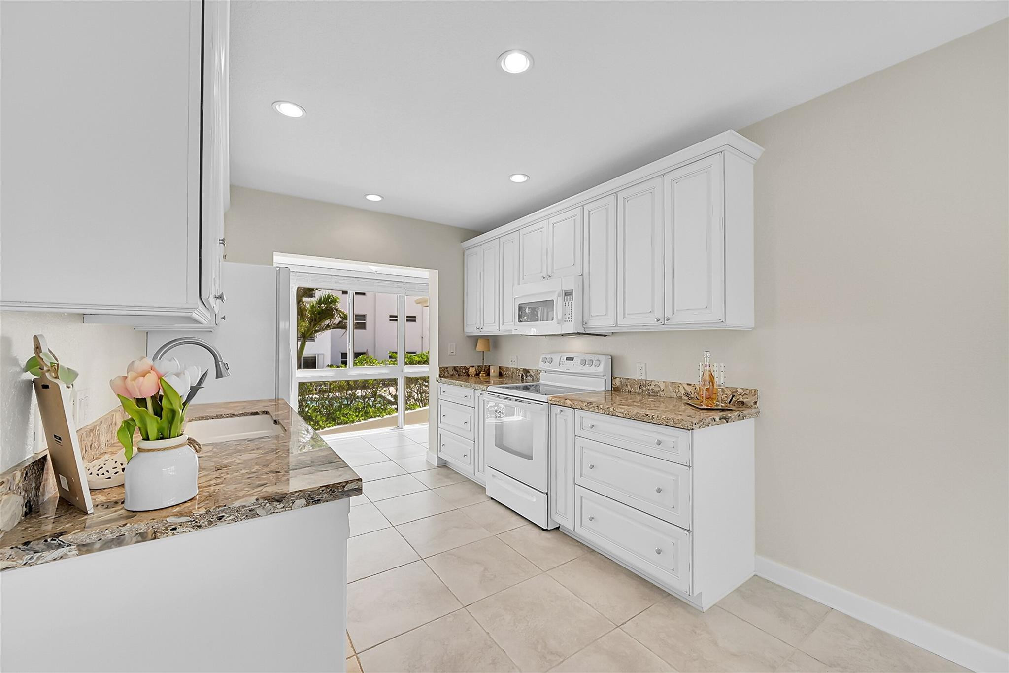 1530 S Ocean Boulevard 12, Pompano Beach, FL 33062 photo 13