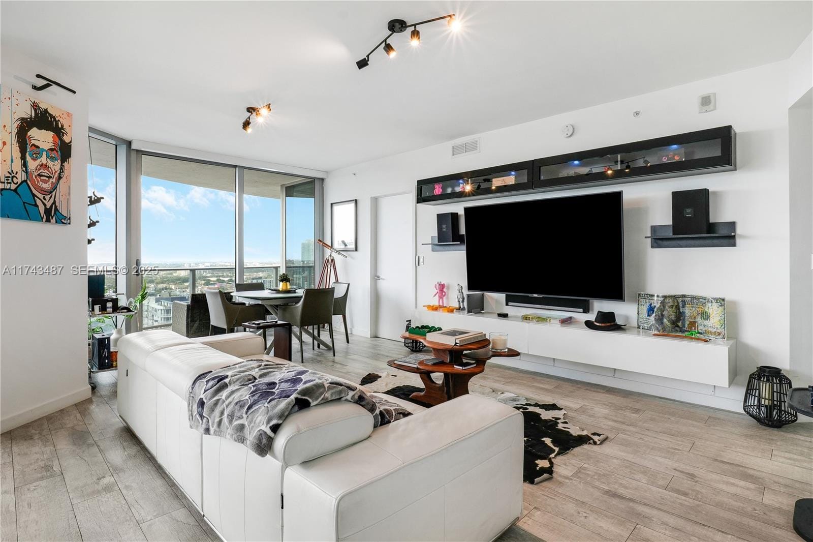 488 NE 18th Street 2800, Miami, FL 33132