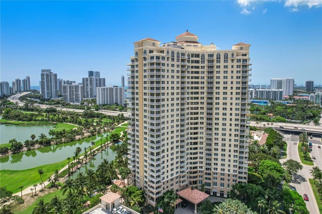 19501 W Country Club Drive 1613, Aventura, FL 33180