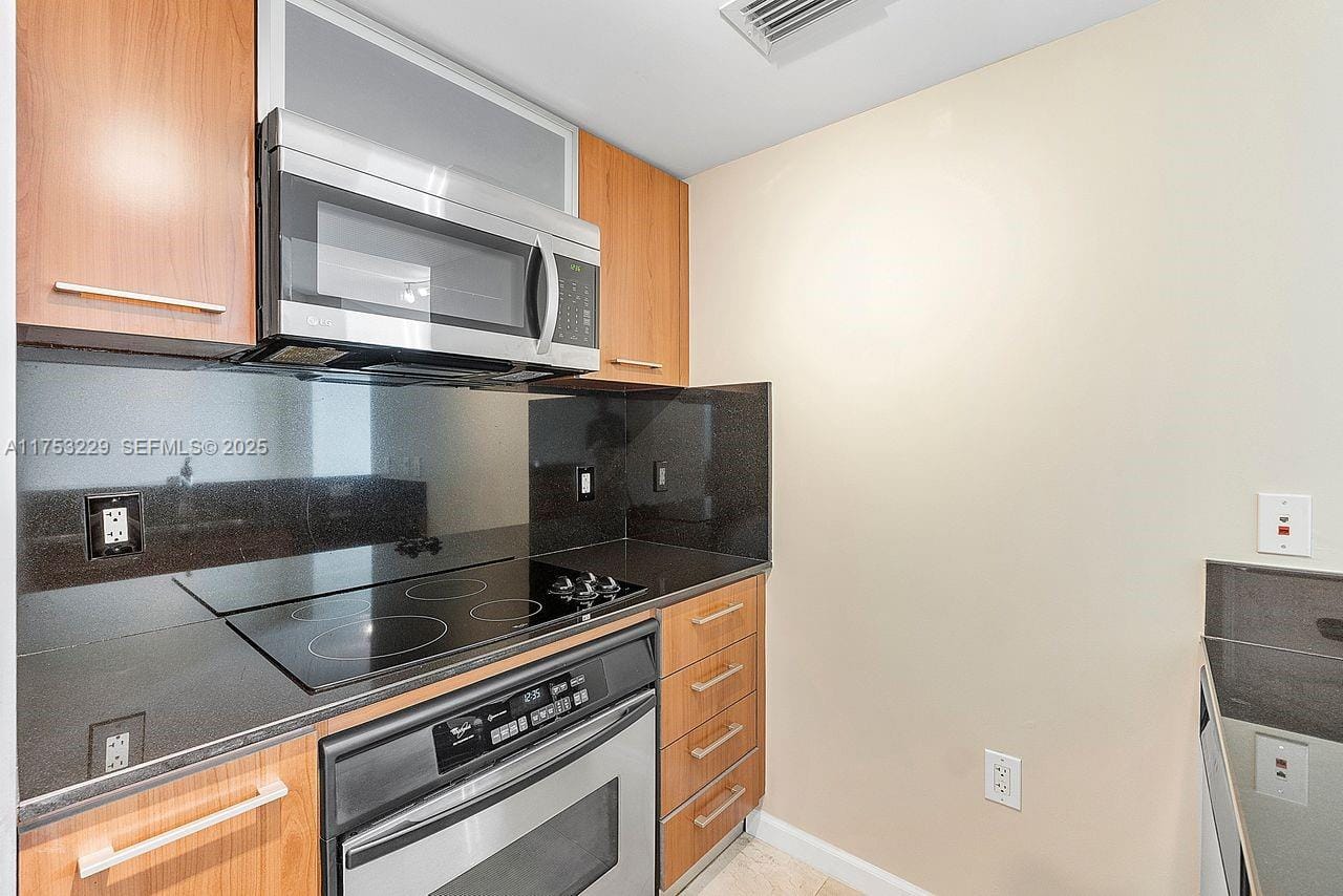 9066 SW 73rd Court 1904, Miami, FL 33156 photo 17