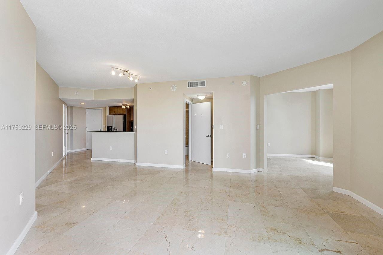 9066 SW 73rd Court 1904 — photo 8