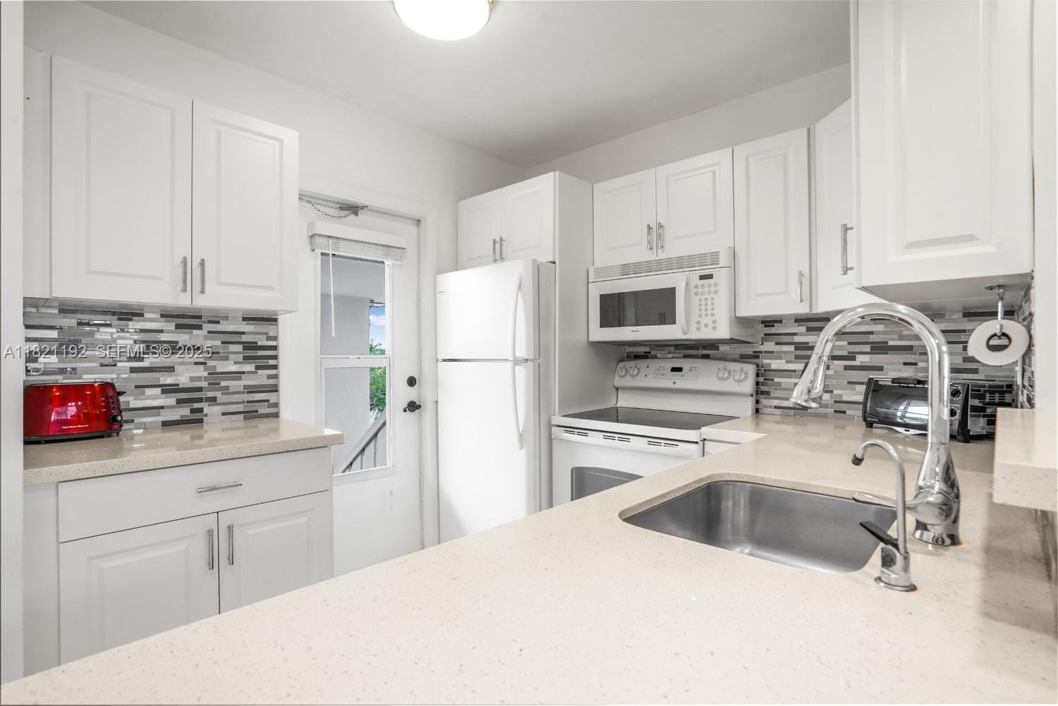 4706 NW 36th Street 616, Lauderdale Lakes, FL 33319 photo 3