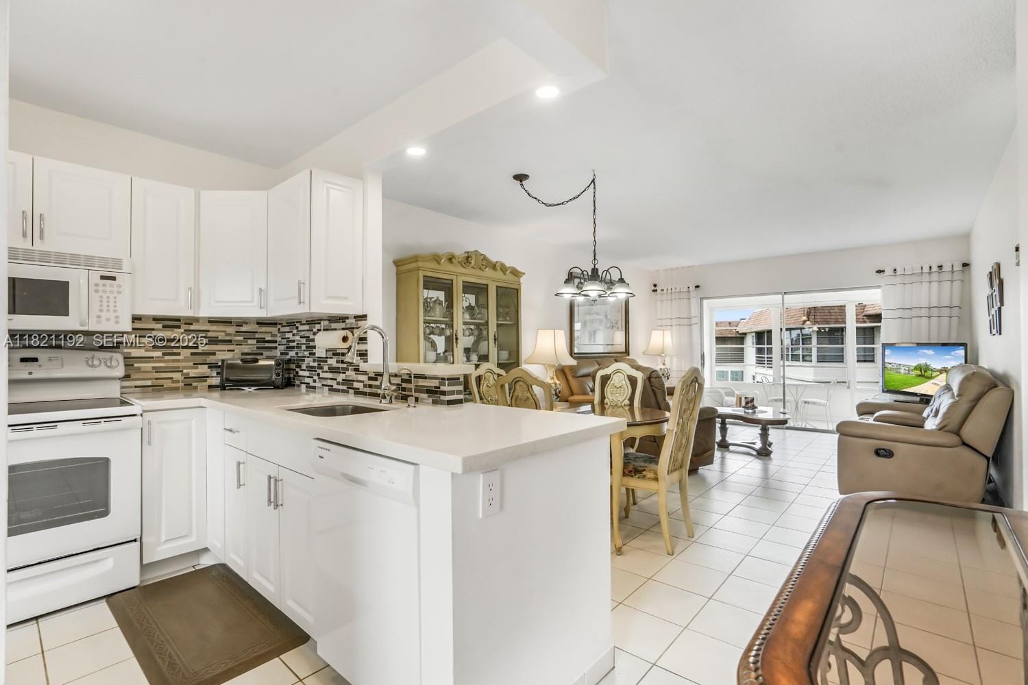 4706 NW 36th Street 616, Lauderdale Lakes, FL 33319 photo 6