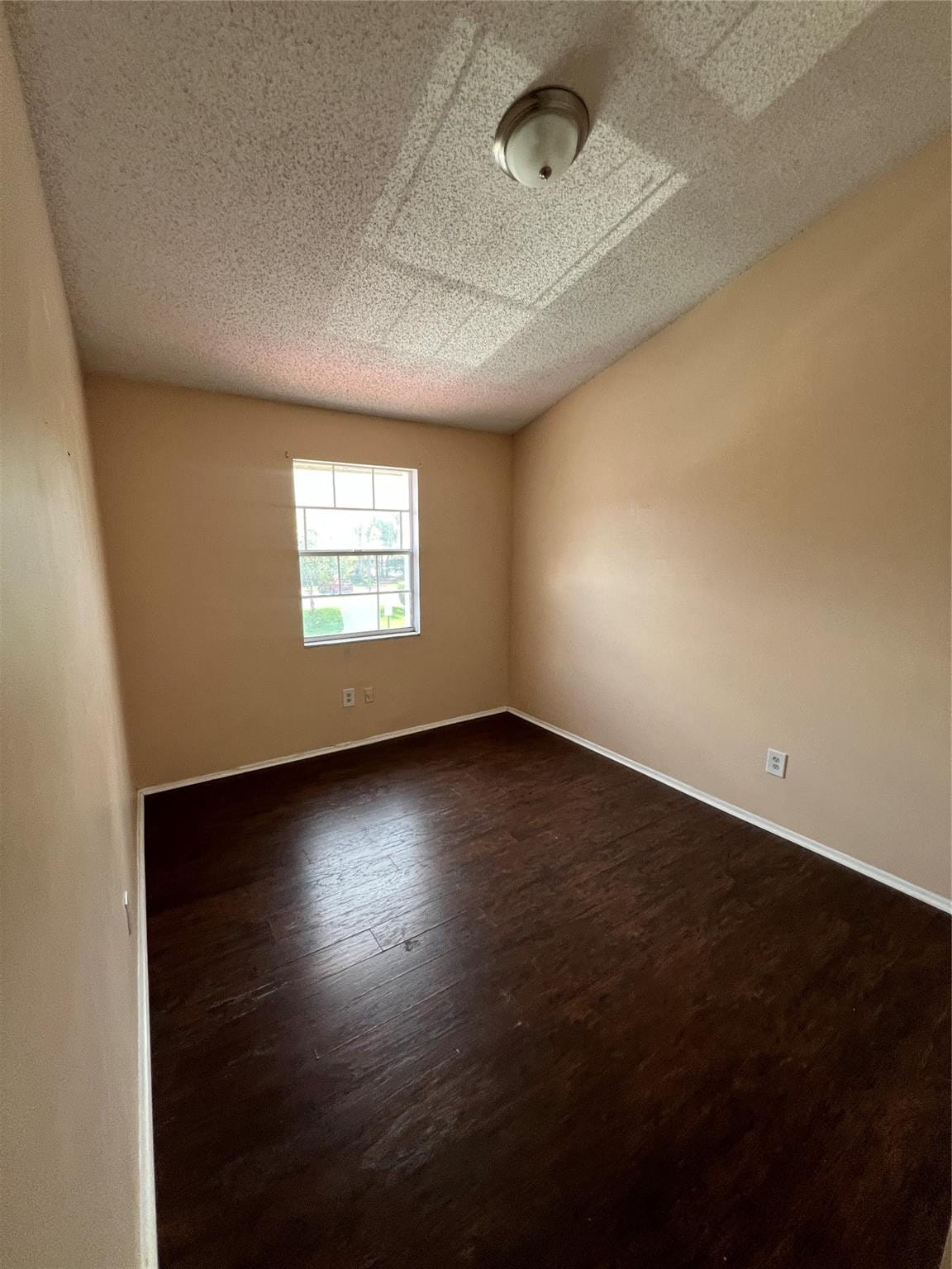 7064 Woodmont Avenue — photo 12