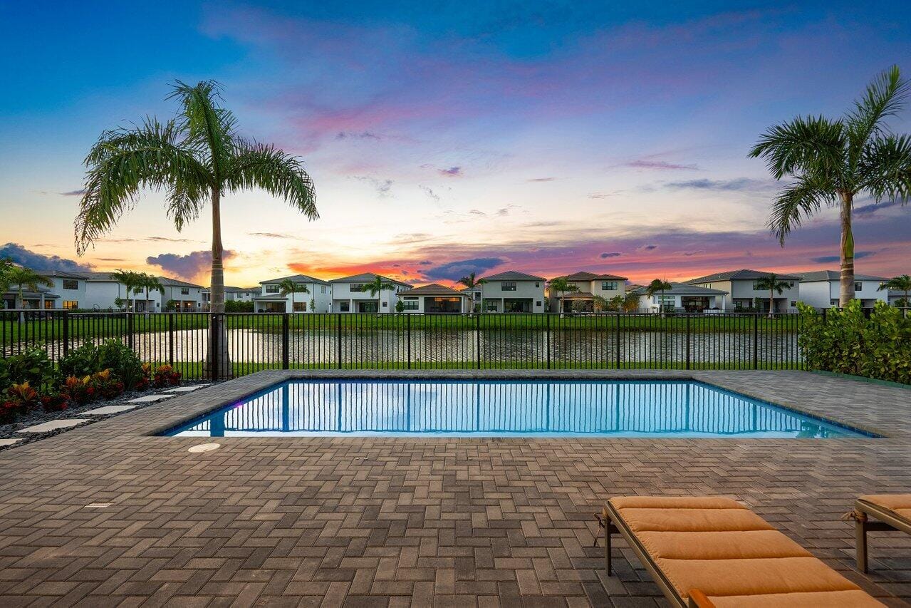 8347 Essex Country Club Drive, Boca Raton, FL 33434 photo 13