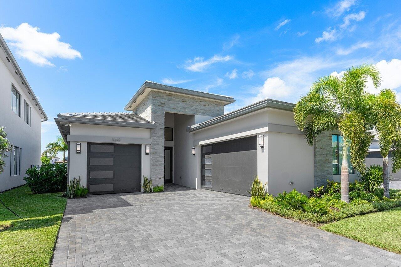 8347 Essex Country Club Drive, Boca Raton, FL 33434 photo 3