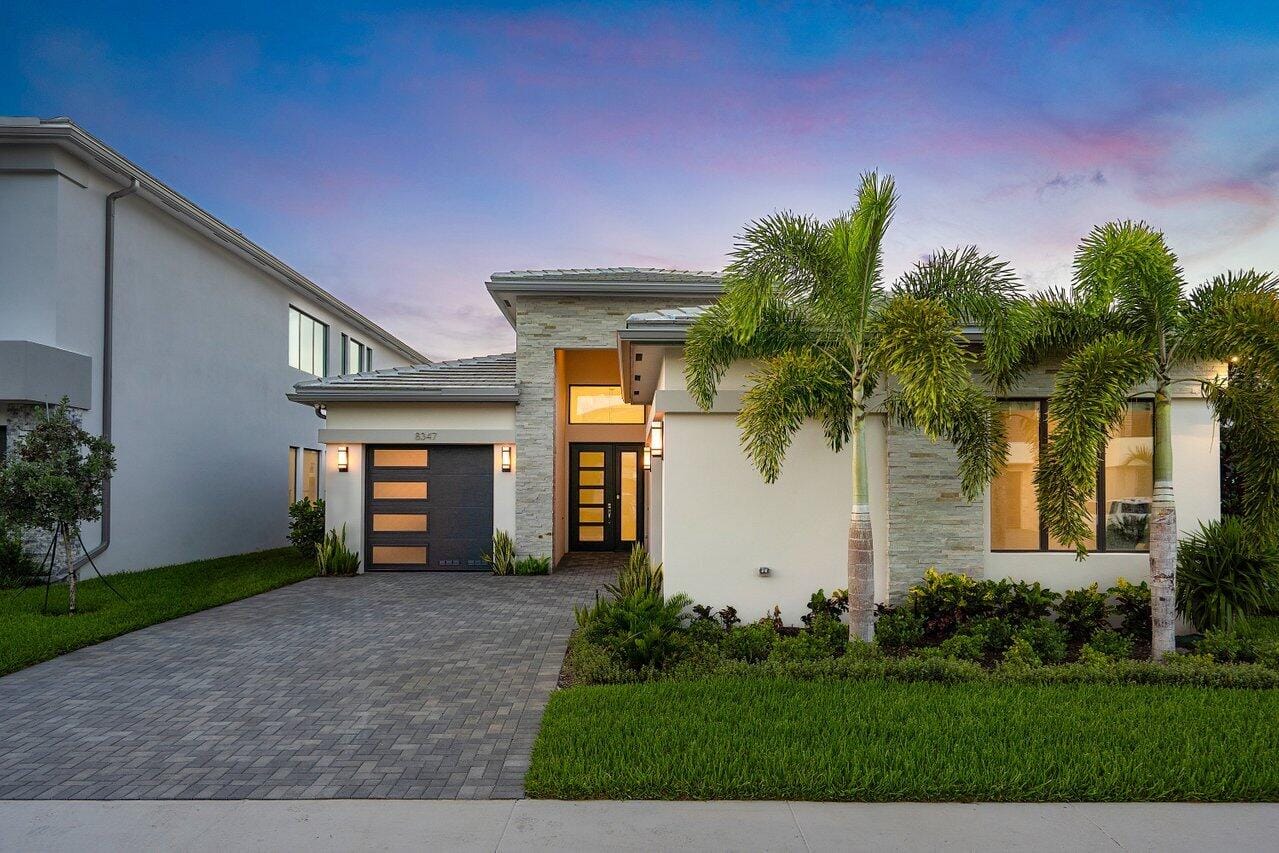 8347 Essex Country Club Drive, Boca Raton, FL 33434 photo 22