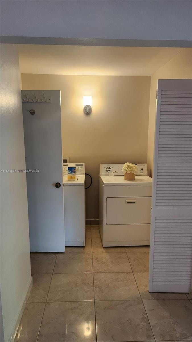 14249 Kendale Lakes Circle 14249, Miami, FL 33183 photo 21