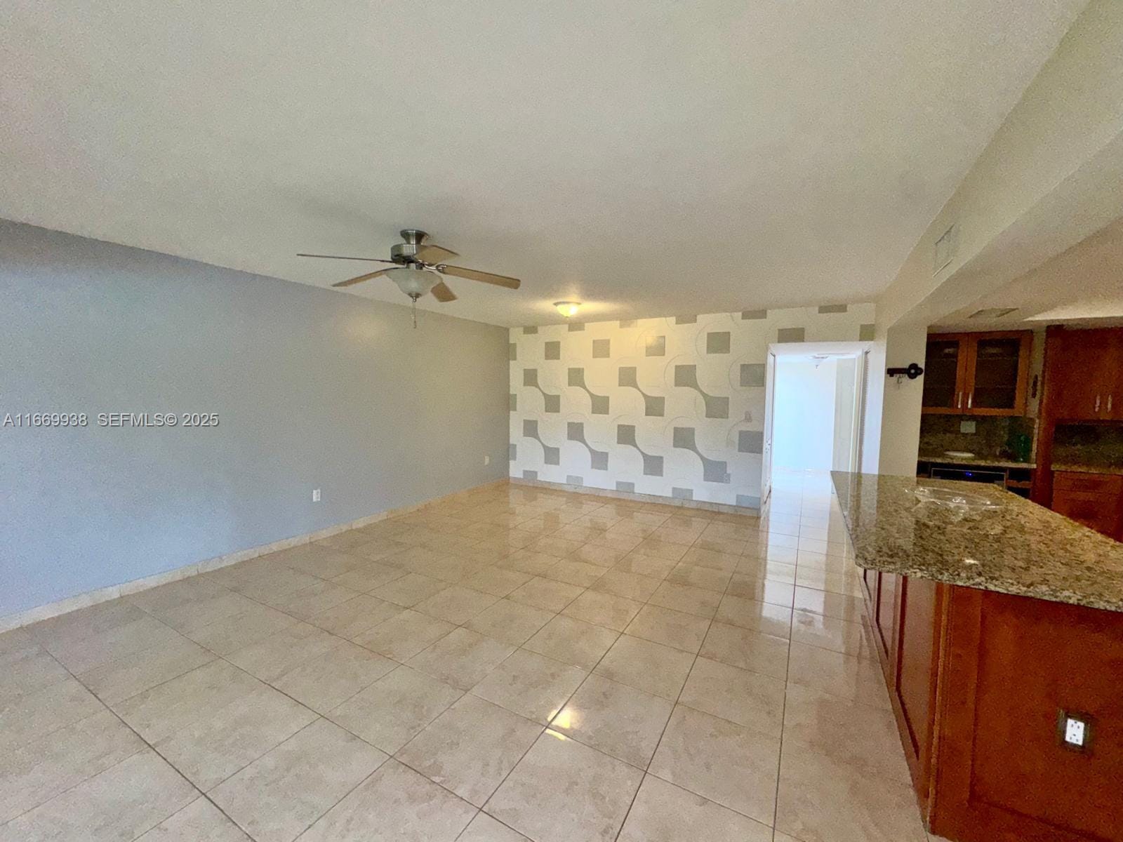 14249 Kendale Lakes Circle 14249 — photo 9