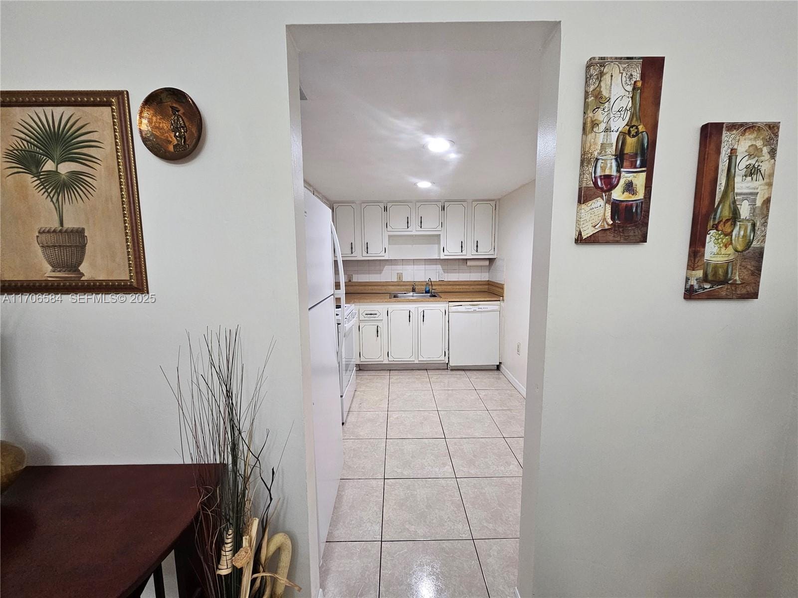1681 NW 70th Avenue 303, Plantation, FL 33313 photo 5