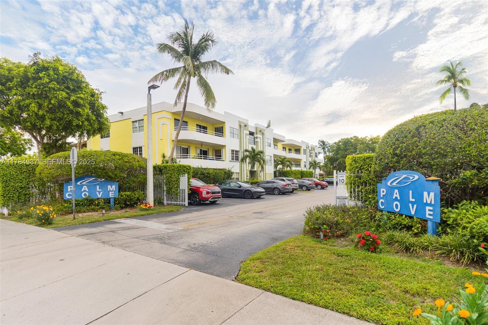 10795 SW 108th Avenue 103, Miami, FL 33176