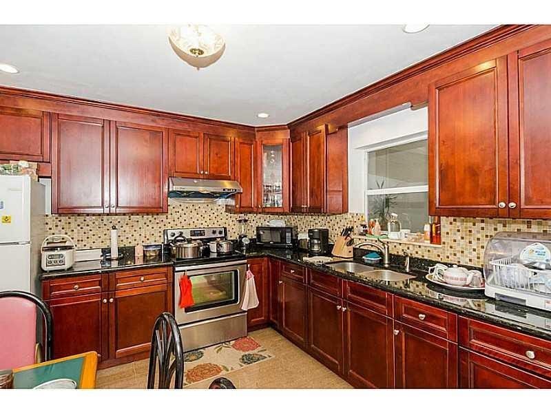 8231 NW 47 Street — photo 12