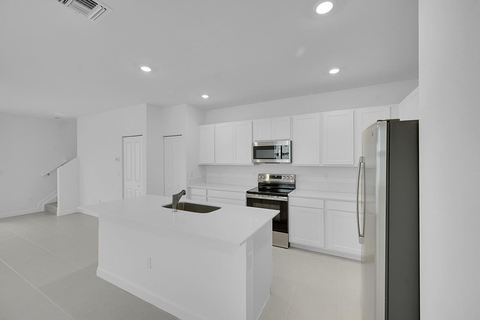 520 SE Rivergrass Street, Port St. Lucie, FL 34984 photo 9
