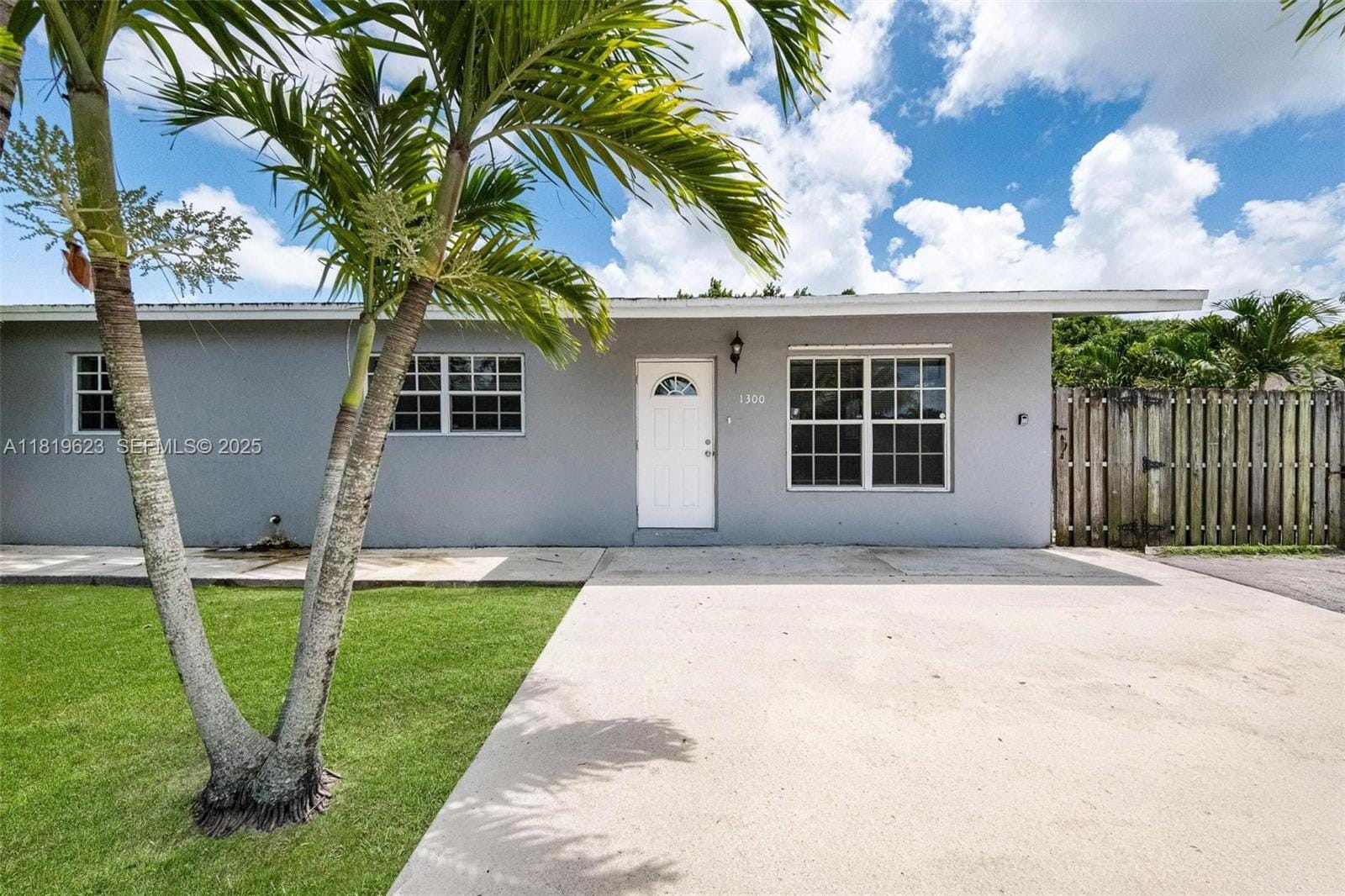 1300 NE 210th Terrace, Miami, FL 33179
