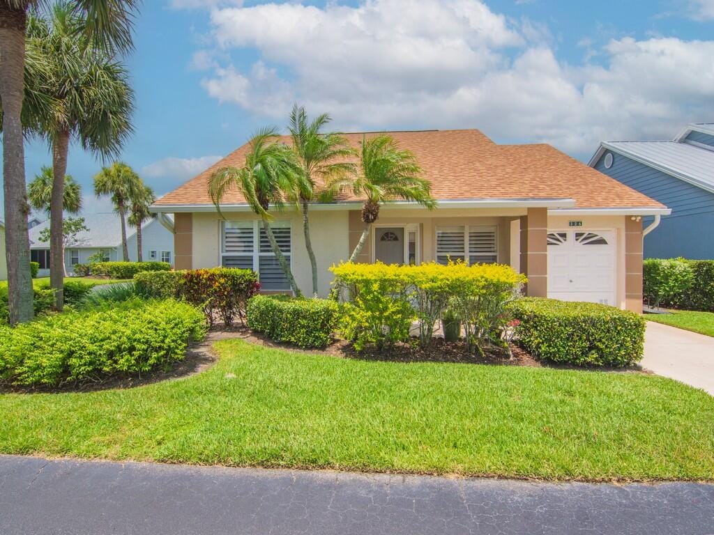 326 NW Tuscany Court, Port St. Lucie, FL 34986