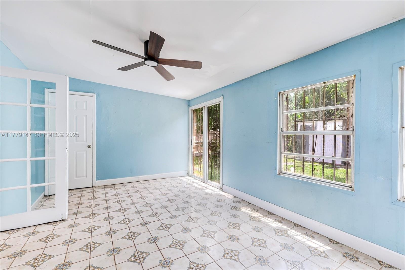320 NW 117th Street, Miami, FL 33168 photo 15
