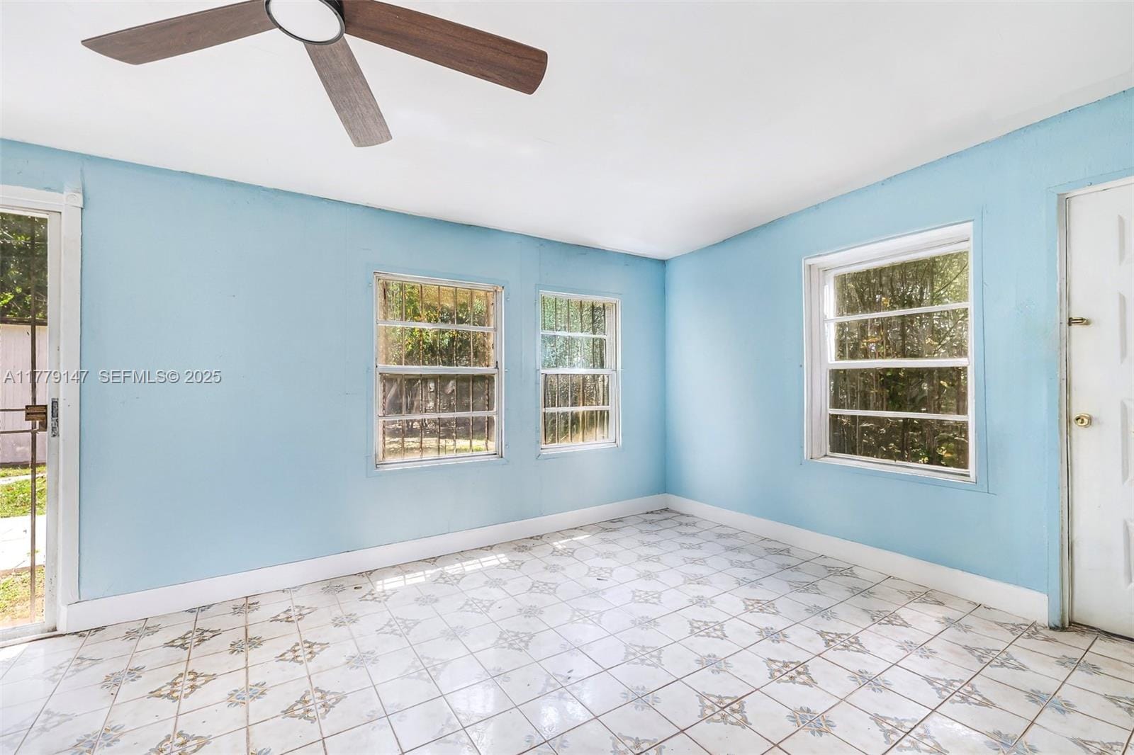 320 NW 117th Street, Miami, FL 33168 photo 16