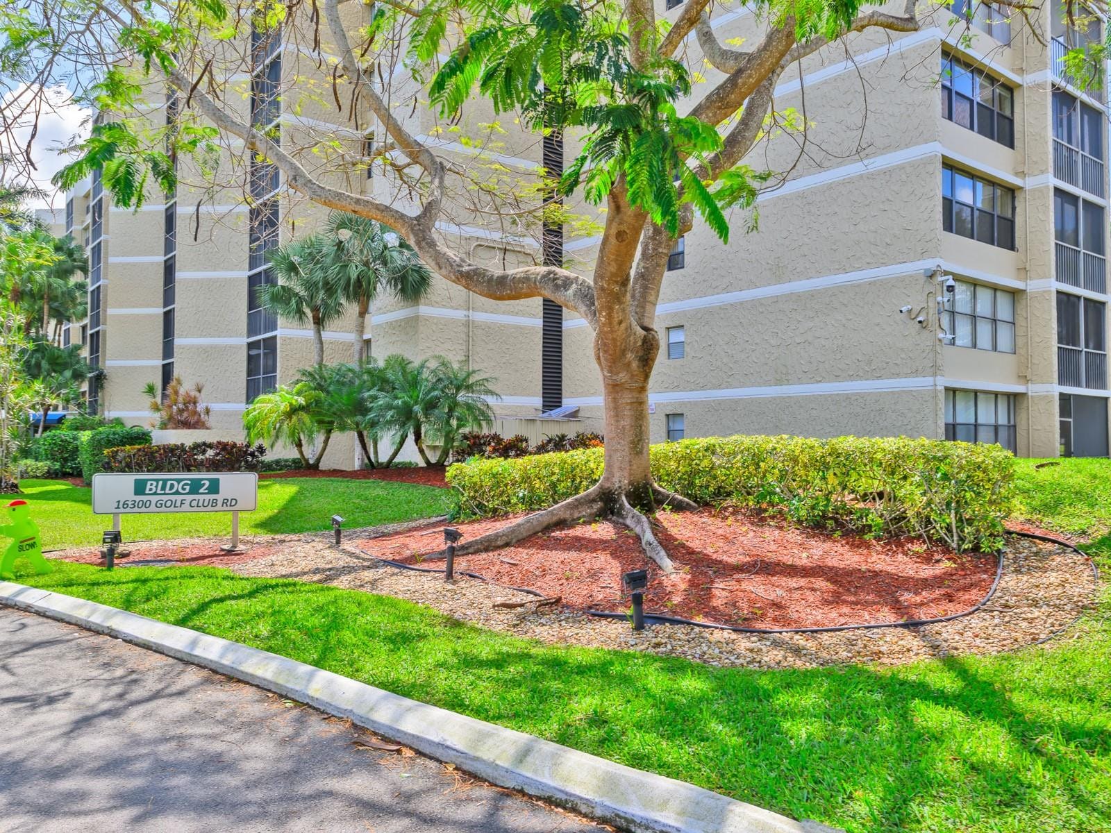 16300 Golf Club Road 719 — photo 1