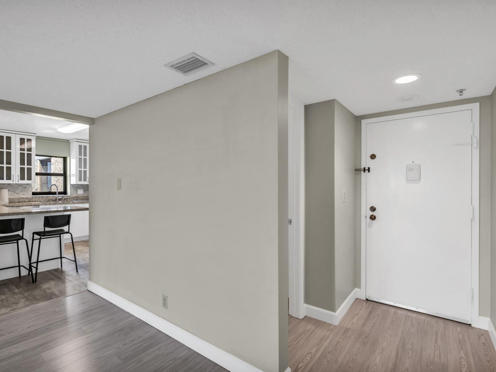 16300 Golf Club Road 719 — photo 8