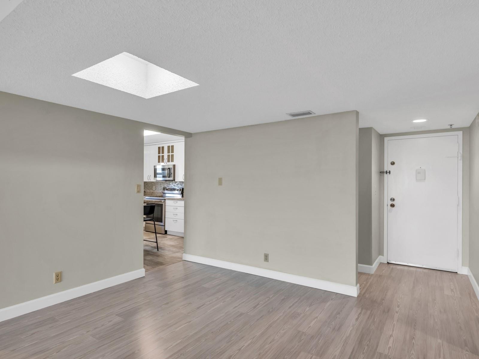 16300 Golf Club Road 719 — photo 9