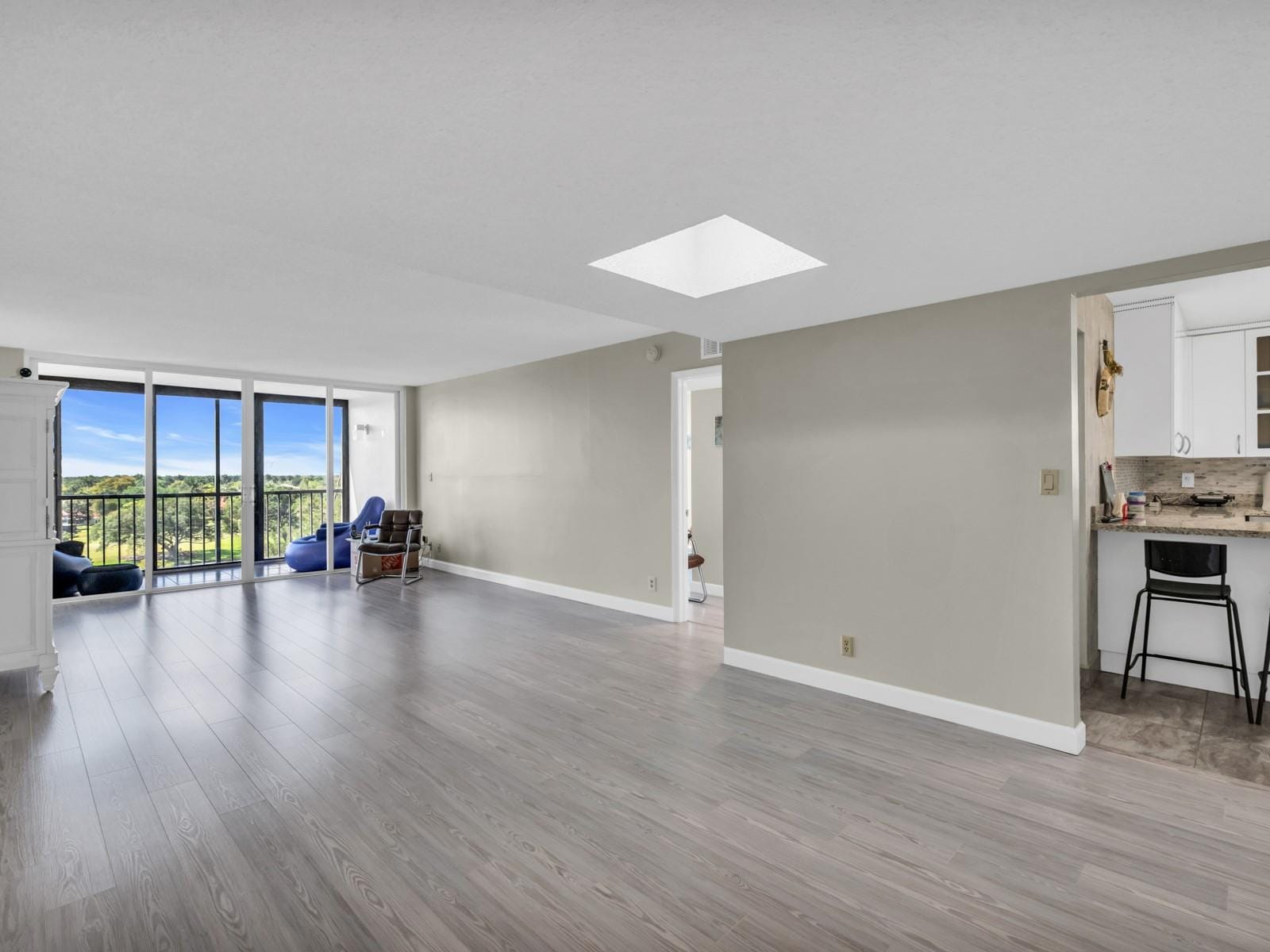 16300 Golf Club Road 719 — photo 10