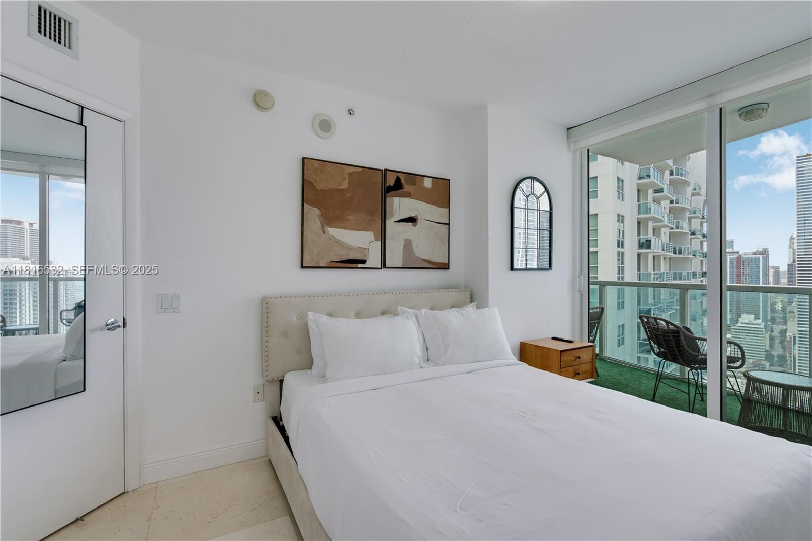 41 SE 5th Street 2107 — photo 9