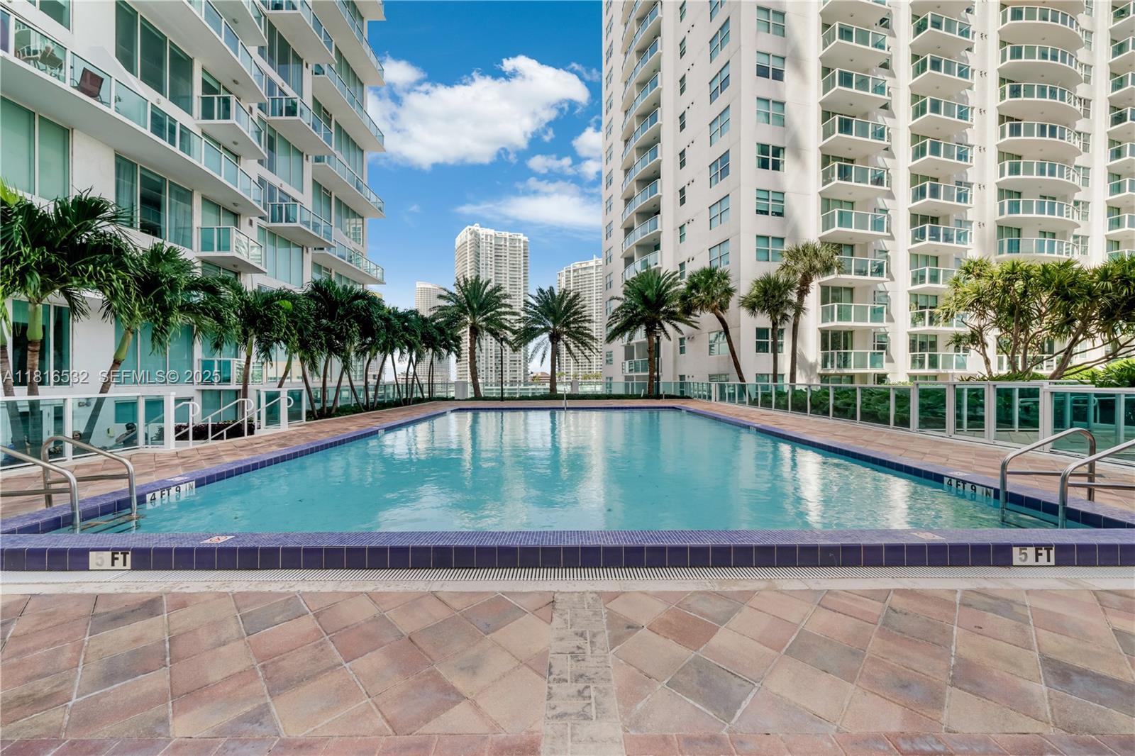 41 SE 5th Street 2107, Miami, FL 33131, Miami