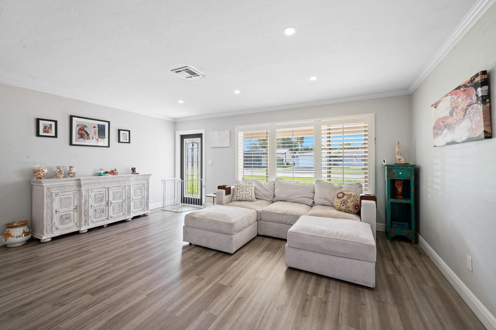 733 NW 28th Street, Wilton Manors, FL 33311 photo 4