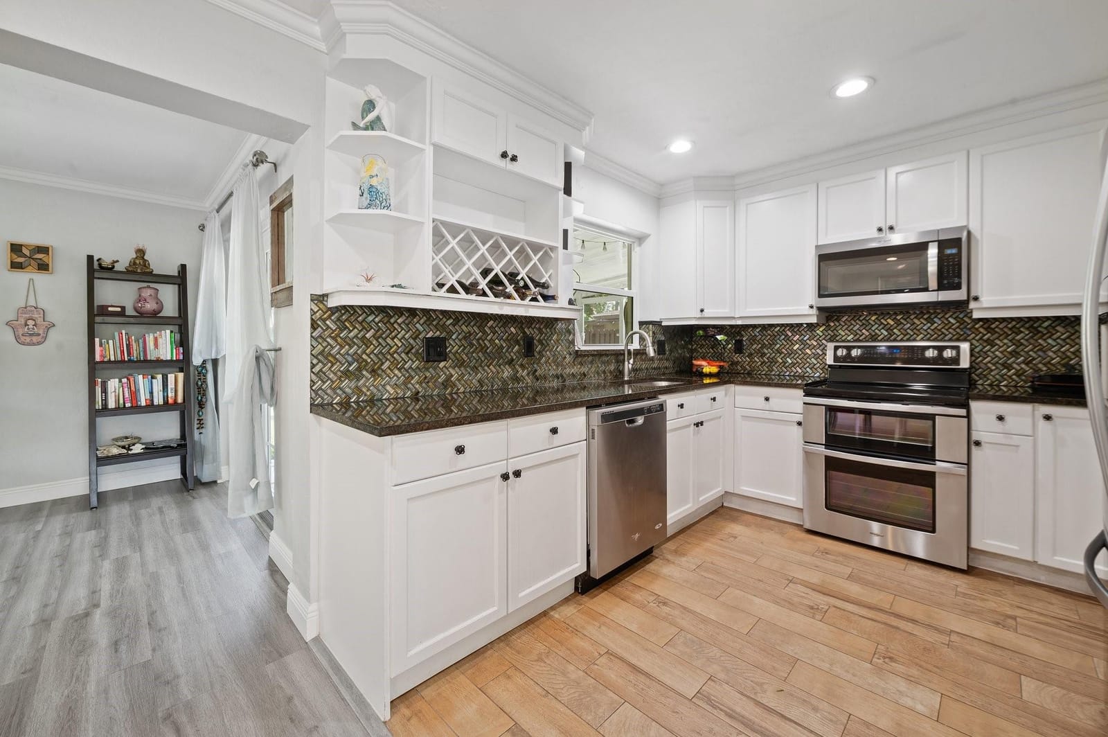 733 NW 28th Street, Wilton Manors, FL 33311 photo 7