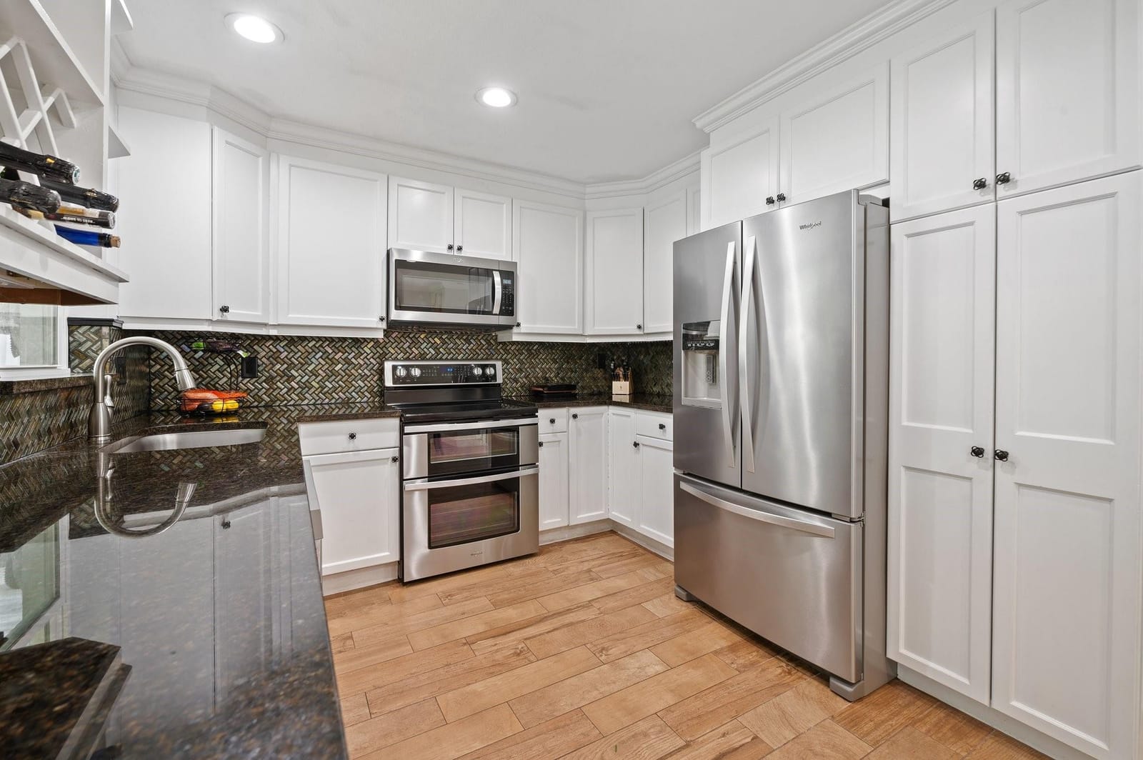 733 NW 28th Street, Wilton Manors, FL 33311 photo 9
