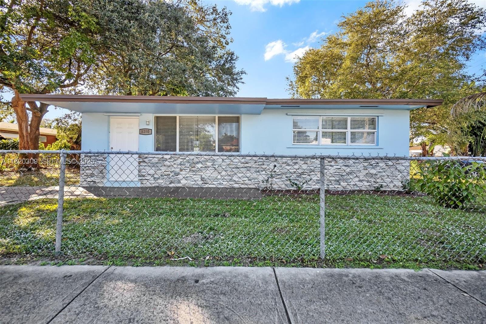 8180 NW 13th Avenue, Miami, FL 33147