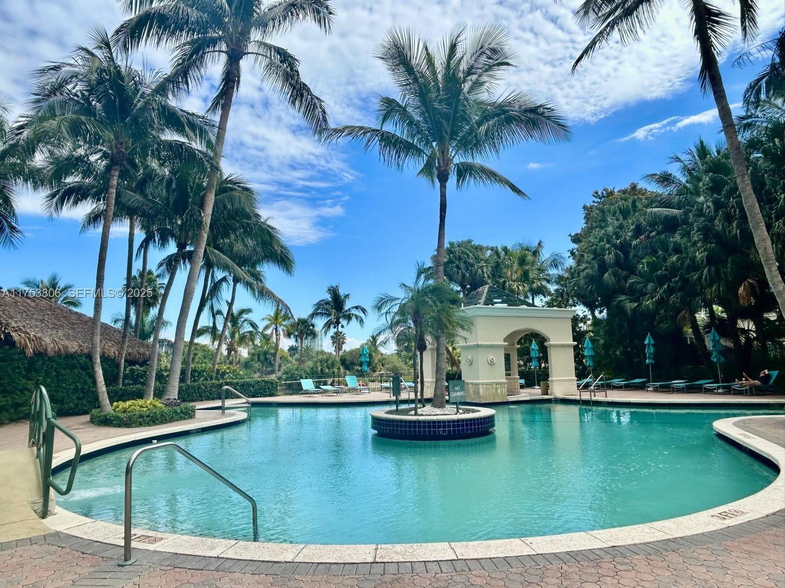 19501 W Country Club Drive 709, Aventura, FL 33180 photo 14