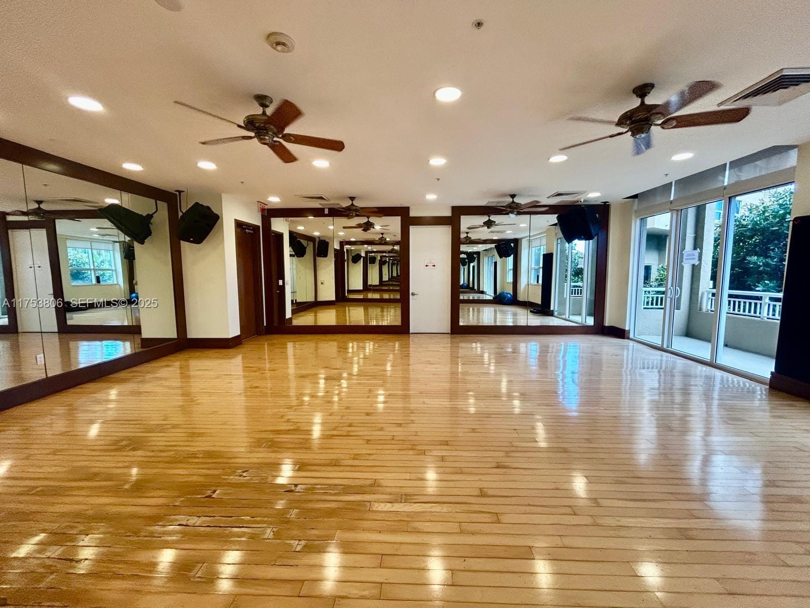19501 W Country Club Drive 709, Aventura, FL 33180 photo 21