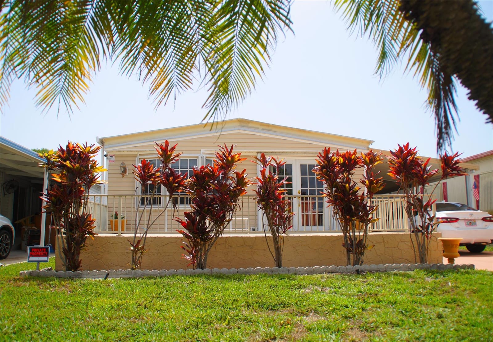 5280 SW 23rd Avenue, Fort Lauderdale, FL 33312 photo 2