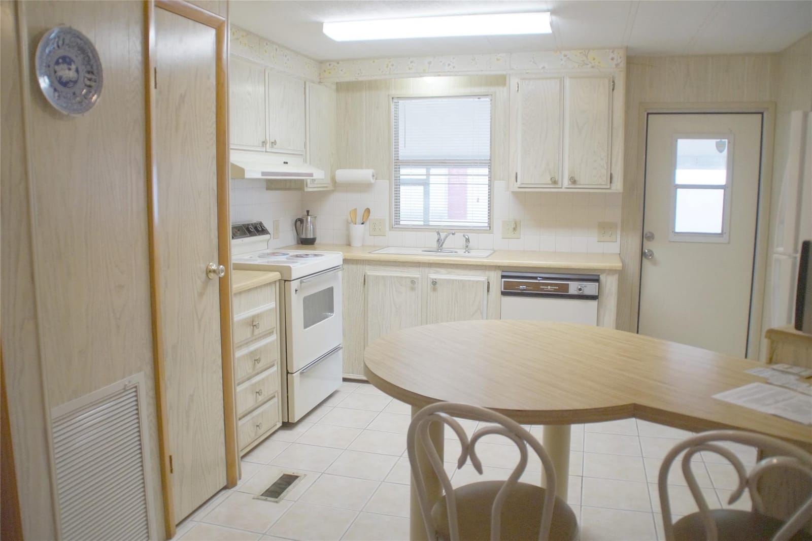 5280 SW 23rd Avenue, Fort Lauderdale, FL 33312 photo 15