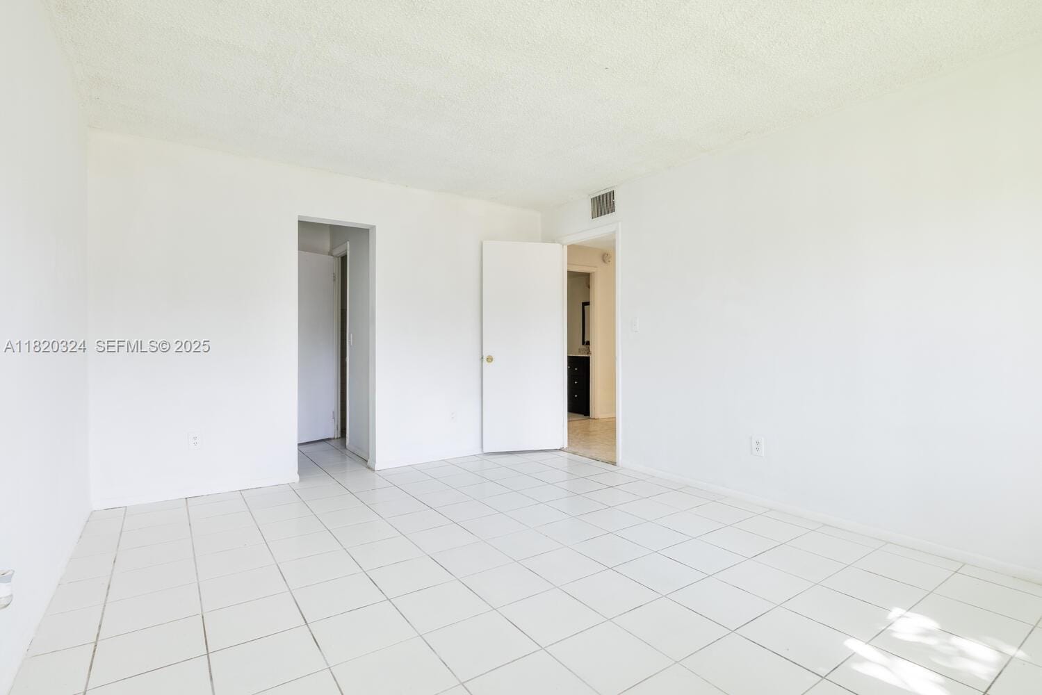 14850 Naranja Lakes Boulevard B1B, Homestead, FL 33032 photo 8