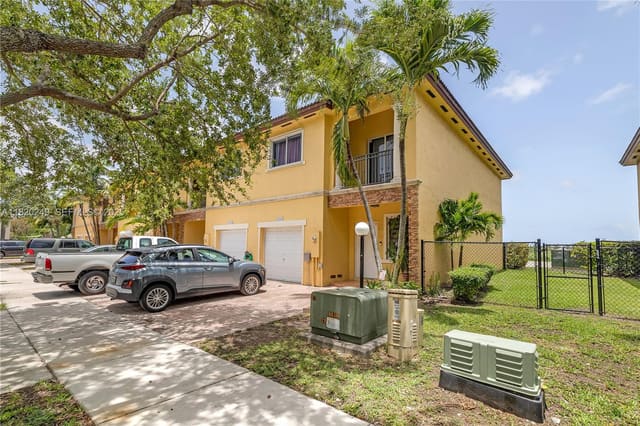 22947 SW 112th Court, Miami, FL 33170