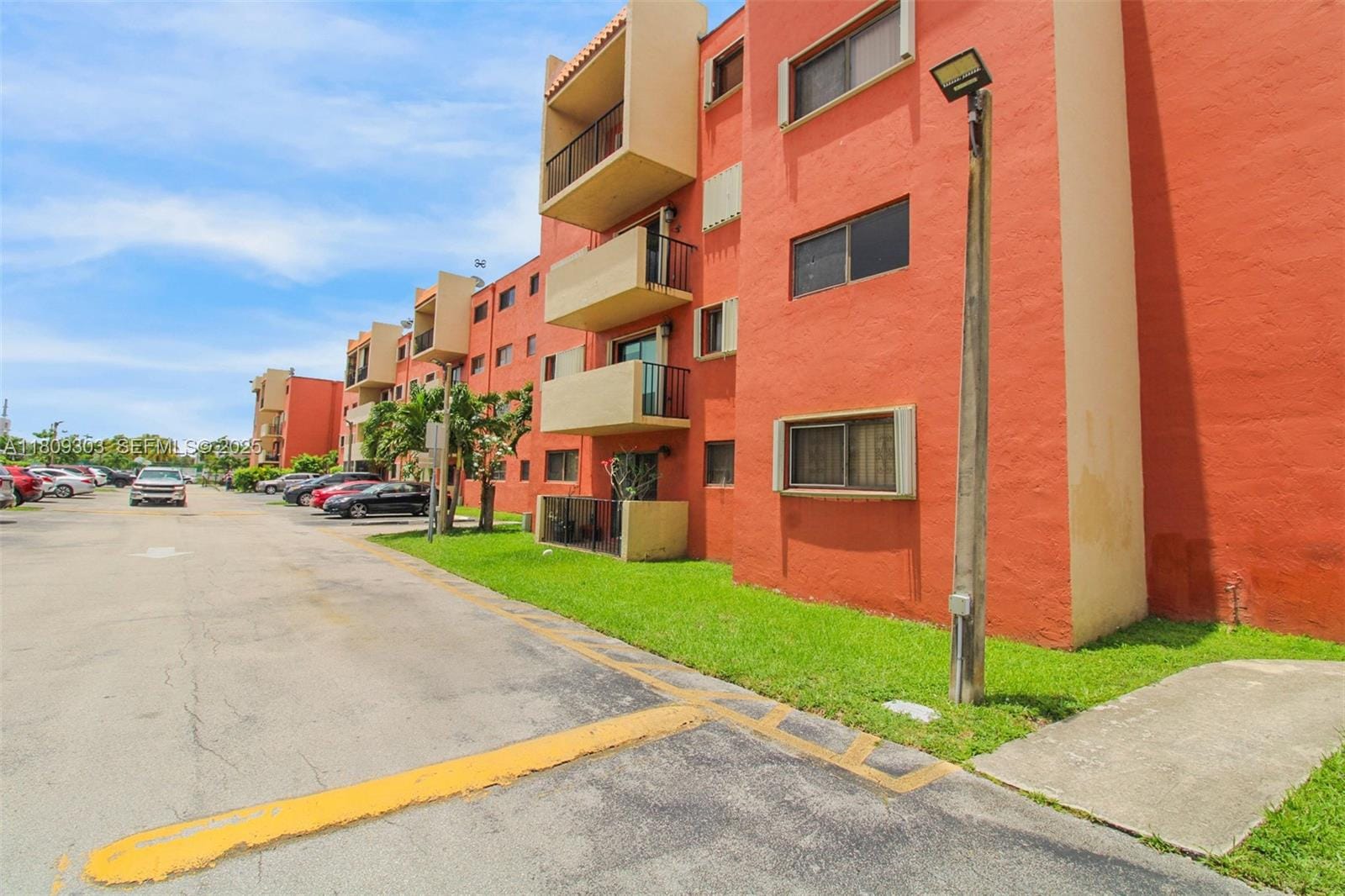 8095 NW 8th Street 209, Miami, FL 33126 photo 18
