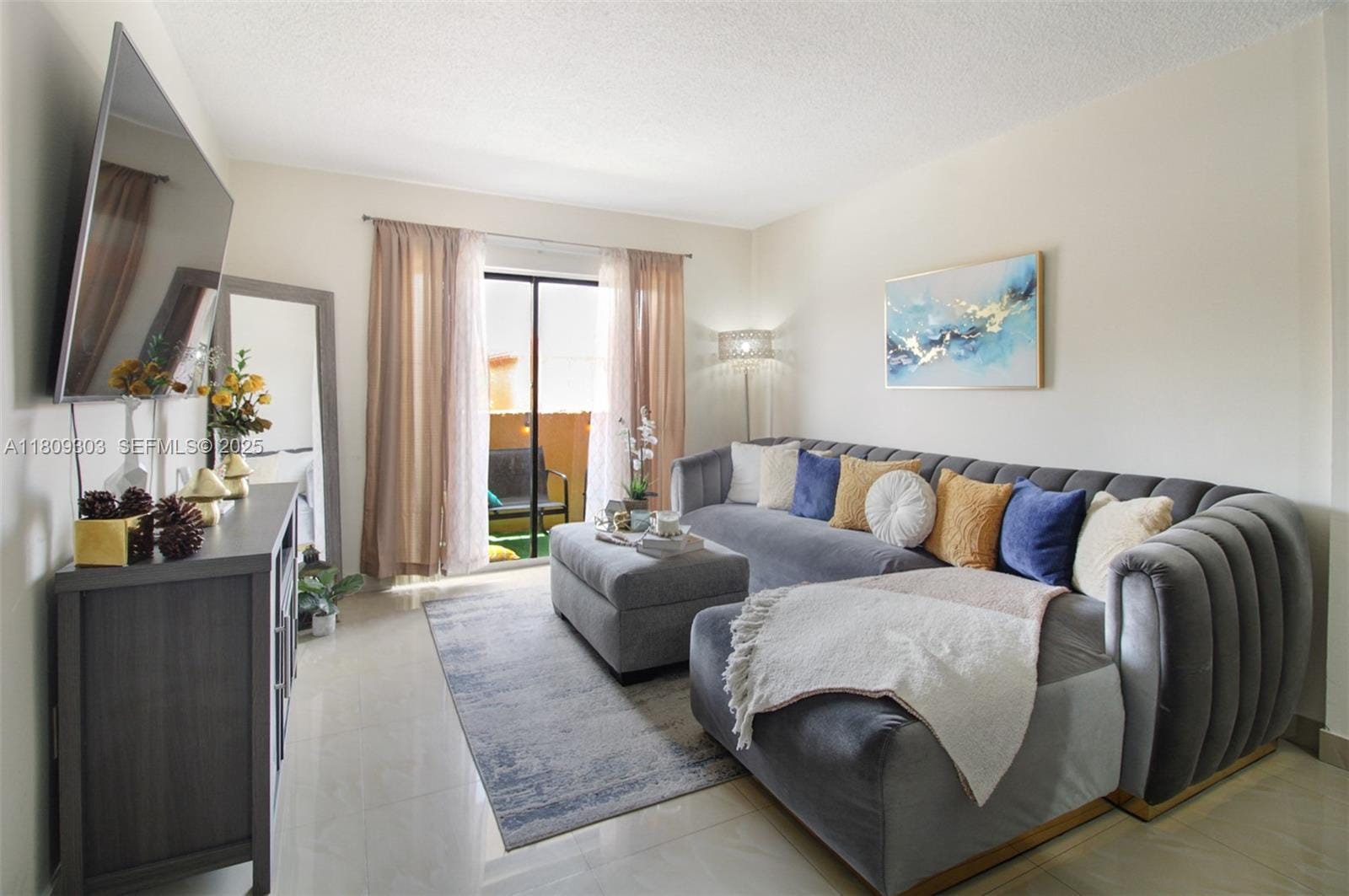 8095 NW 8th Street 209, Miami, FL 33126 photo 3